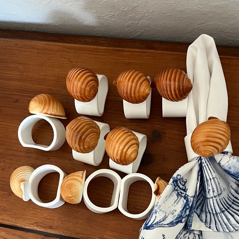 Audrey White Bone China Collectible Sea Shell Napkin Rings Taiwan NWT